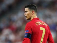 雷竞技-莱万多夫斯基新星大比分获胜表现突出，DWG前途光明！再创辉煌时刻(莱万多夫斯基老婆)