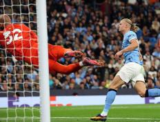 雷电竞-包含哈兰德与30激战掘金分钟，出色发挥胜负难料！，JackeyLove焦点对战上演精彩一战的词条