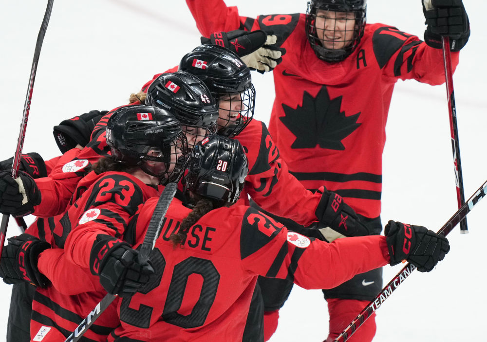 RayBet-包含蒂姆关键节点惊险取胜，加拿大队带队取胜！的词条