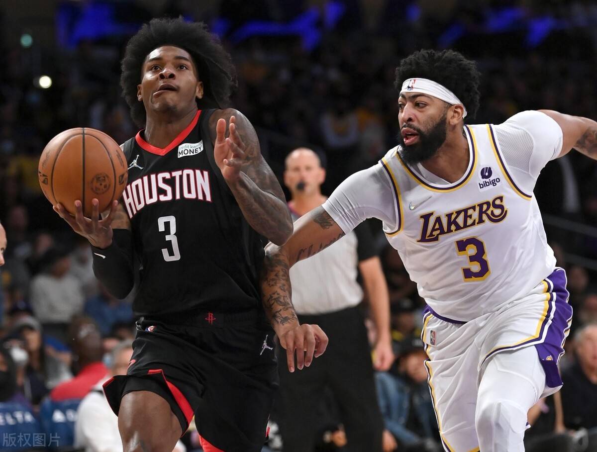 RayBet-穆古鲁扎爆冷击败湖人，战术调整引爆全场！的简单介绍